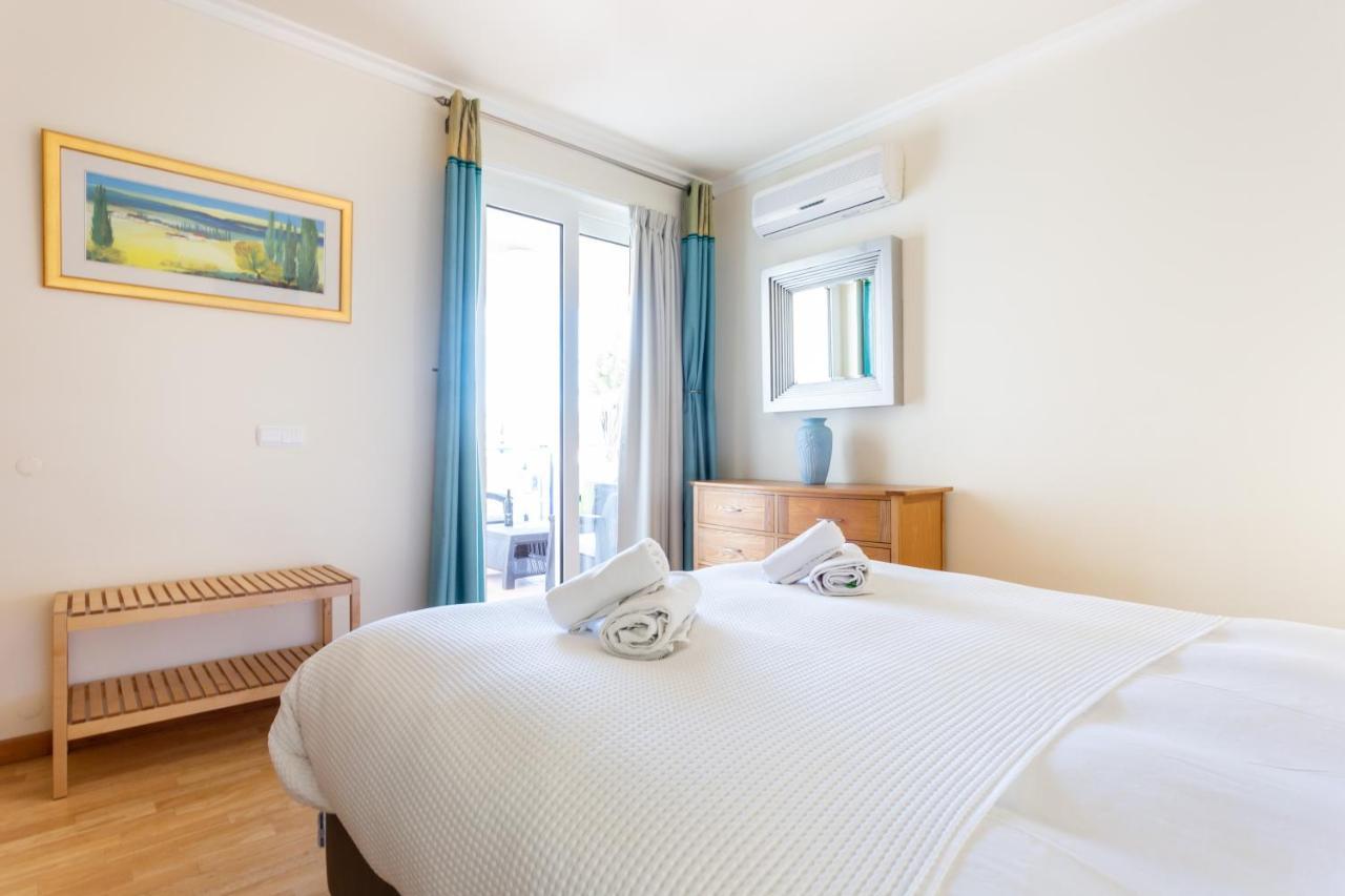 Mira Baia - Meia Praia Family Apartment Lagos Bagian luar foto