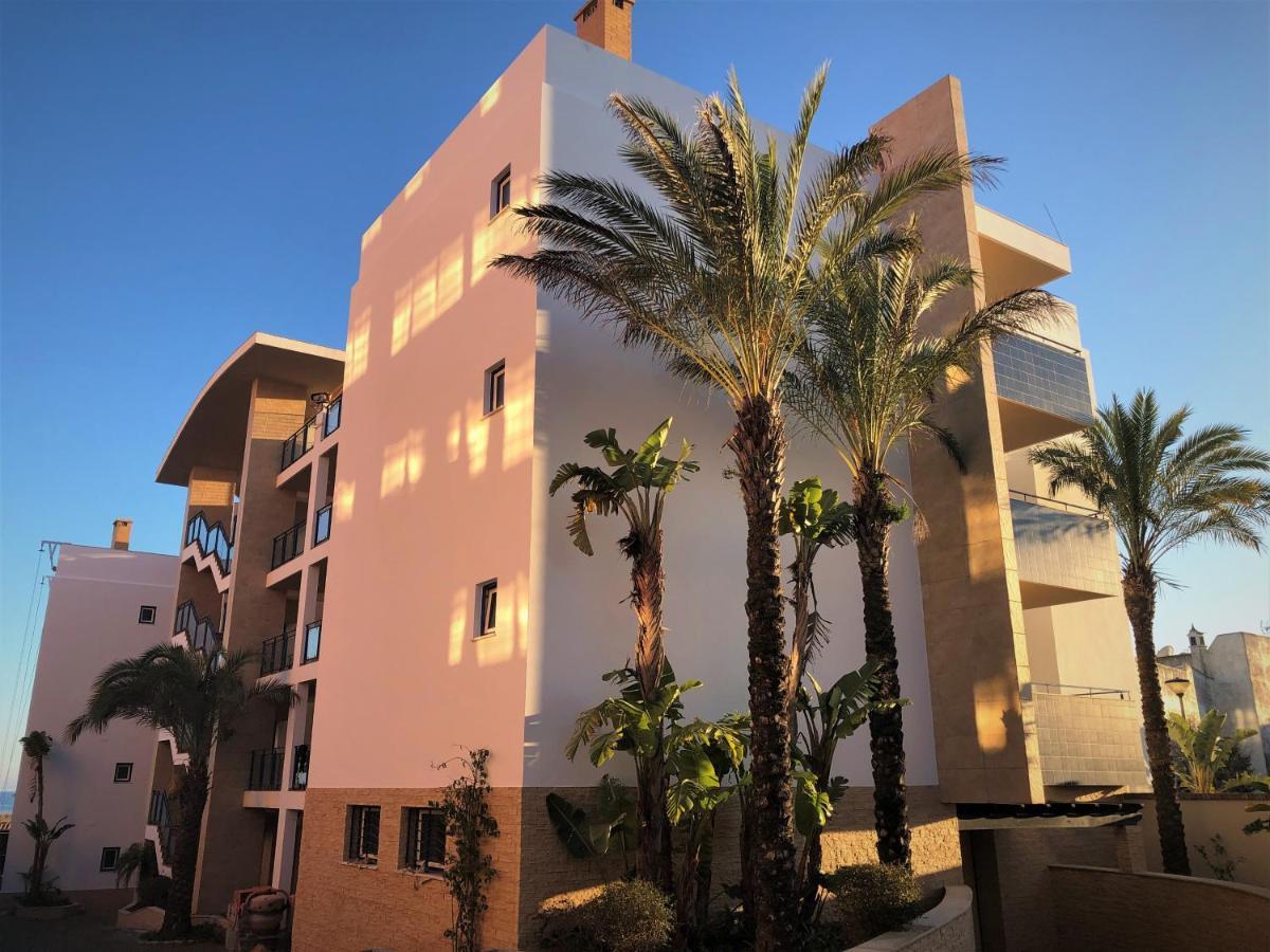 Mira Baia - Meia Praia Family Apartment Lagos Bagian luar foto