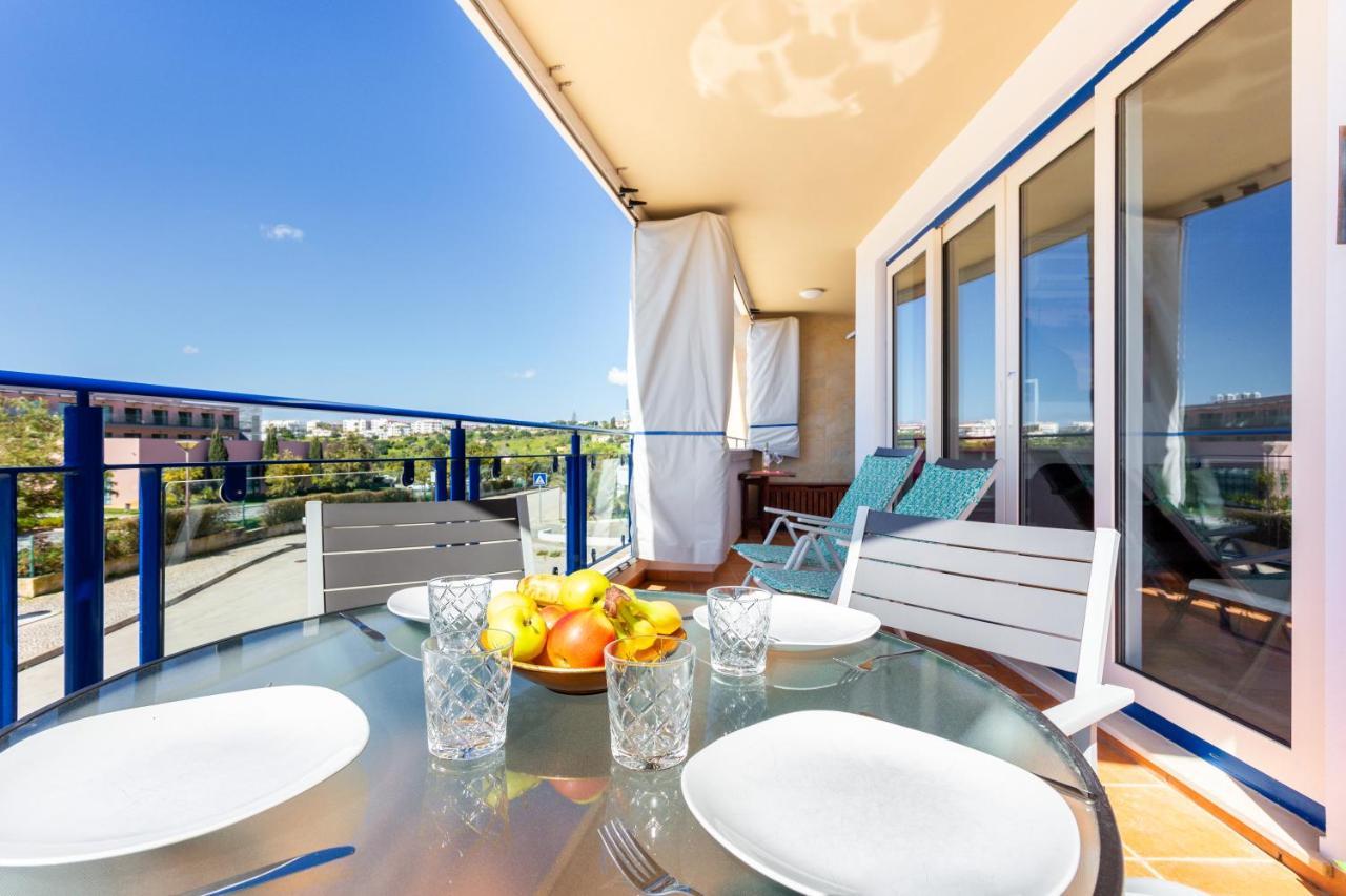 Mira Baia - Meia Praia Family Apartment Lagos Bagian luar foto